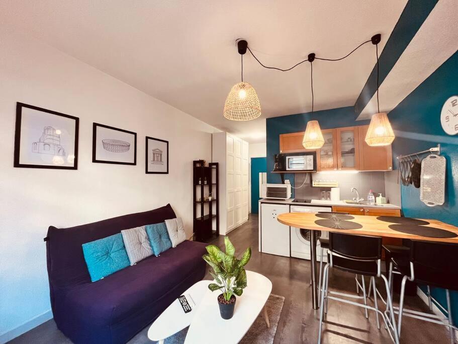 Apartament Le Jean-Jaures / Joli Studio Nîmes Zewnętrze zdjęcie